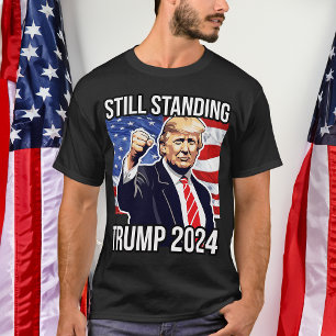 Nog steeds staande Donald Trump 2024 Fist Pump Ame T-shirt