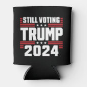 Nog steeds stemmende Trump 2024 Patriottische Amer Blikjeskoeler (Voorkant)