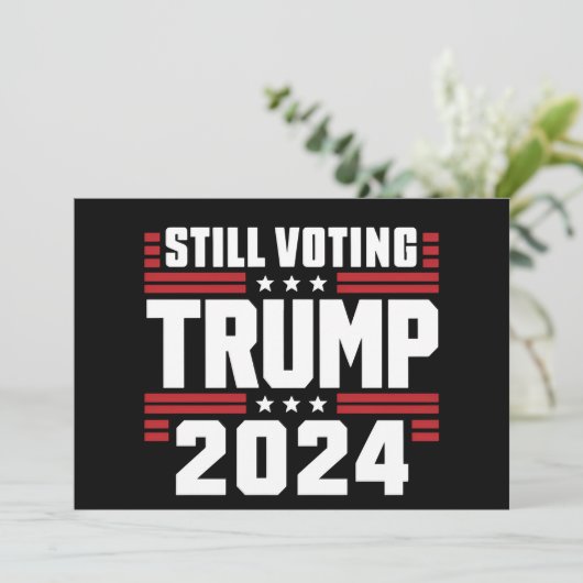 Nog steeds stemmende Trump 2024 Patriottische Amer Kaart (Staand voorkant)