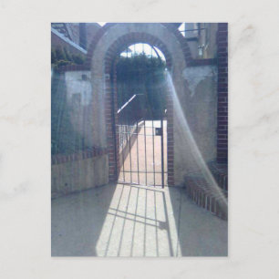 Nominale deur met reflecterend licht briefkaart