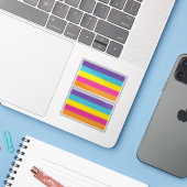 Non-binaire genderse trots sticker (Laptop met iPhone)