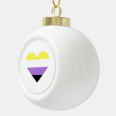Non-binaire Pride-vlag Hart Keramische Bal Ornament (Rechts)