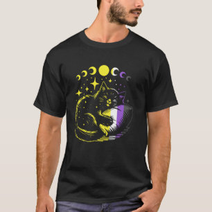 Non-binaire trots slapende kat maan sterren LGBTQ T-shirt