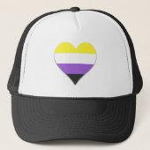 Non-binary pride heart Trucker Hat Pet (Voorkant)