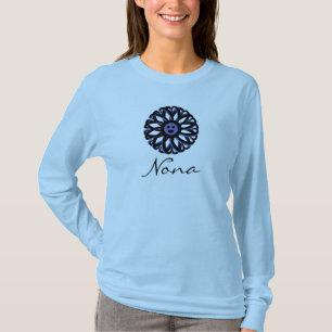 Nona die het Shirt van de Bloem glimlachen