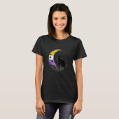 Nonbinary moon Space Cat LGBT Pride with NB Non Bi T-shirt (Voorkant volledig)