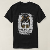 Nonna als een normale grootmoeder... maar Geweldig T-shirt (Design voorkant)