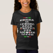 Nonna komt terug met haar houten lepel t-shirt (Voorkant)