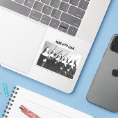 Nonnen met Pistolen sticker (Laptop met iPhone)