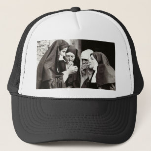 Nonnen roken  foto trucker pet