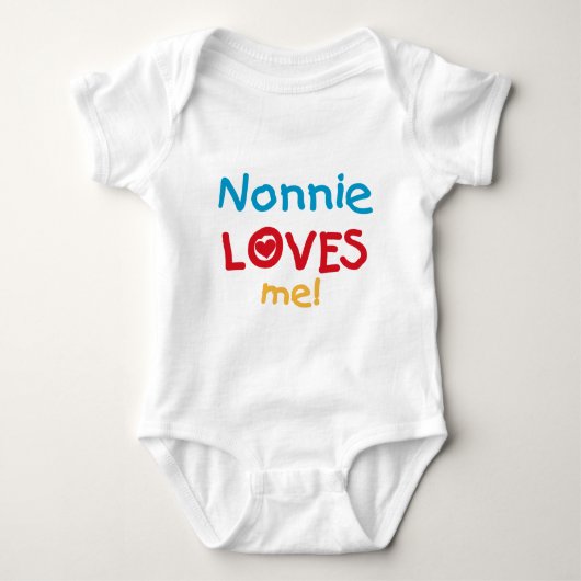 Nonnie houdt van me Tshirts en cadeaus (Voorkant)