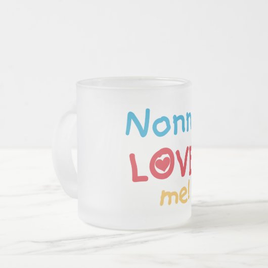 Nonnie houdt van me Tshirts en cadeaus Matglas Koffiemok (Voorkant links)