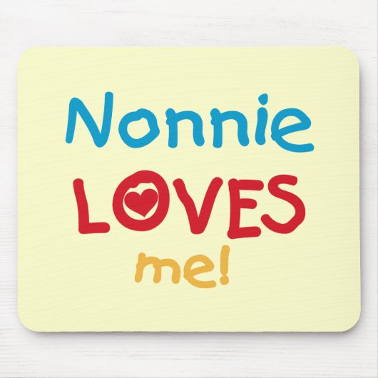 Nonnie Loves Me T-shirts en geschenken Muismat (Voorkant)