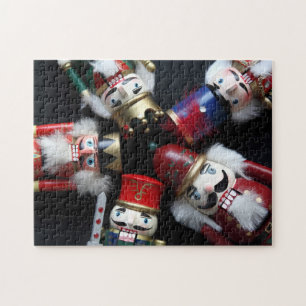 Noodkrakers leiden samen de puzzel
