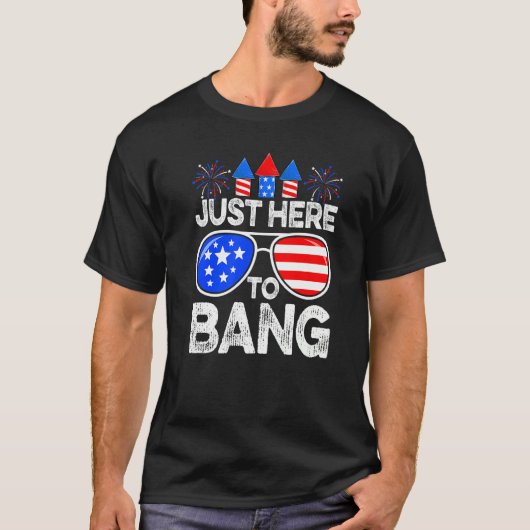 Noodlijdend op 4 juli hier om de Amerikaanse vlag  T-shirt (Voorkant)