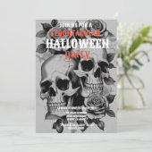 Noodlijdende Skulls Zwart & Wit Halloween Party Kaart (Staand voorkant)