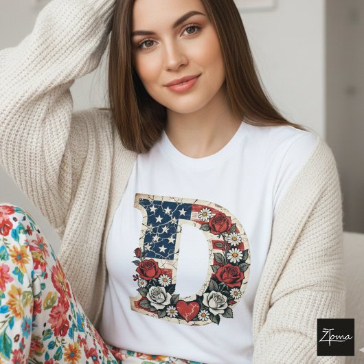 Noodlijdende Vlagletter D Florale Monogram T-shirt