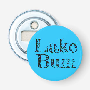noodlottig zwart-wittype BUM op lichtblauw   Button Flesopener