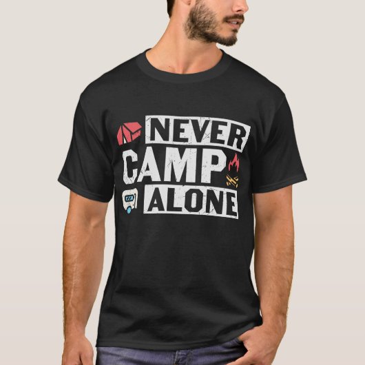 Nooit alleen kamperen t-shirt (Voorkant)