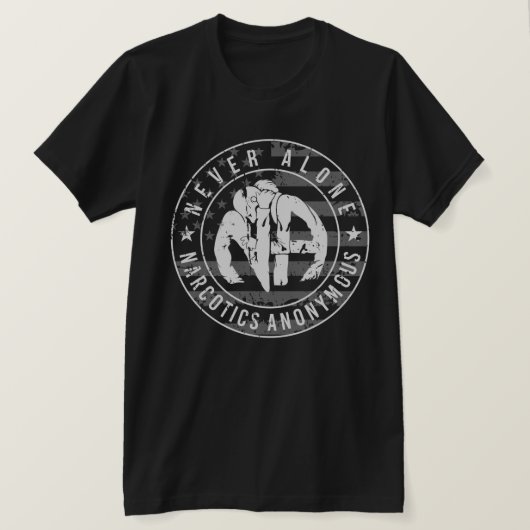 Nooit alleen NNA Amerikaanse vlag T-shirt (Design voorkant)