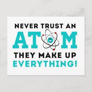 Nooit een Atom vertrouwen, ze maken alles op Briefkaart