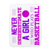 Nooit een meisje onderschatten dat Basketball spee Magneet (Verticaal)