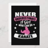 Nooit een meisje onderschatten dat Karate Gift kan Kaart (Voorkant / Achterkant)
