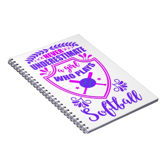 Nooit een meisje onderschatten dat Softball speelt Notitieboek (Rechterzijde)