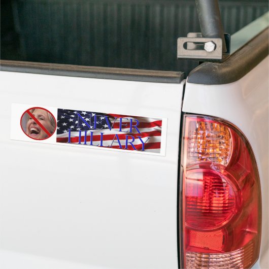 Nooit Hillary Bumpersticker (Op Truck)
