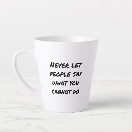 Nooit laten mensen zeggen Latte mok (Links)