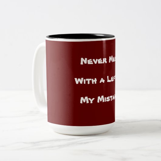 Nooit meer met een luidop. Tekst Tweekleurige Koffiemok (Voorkant links)