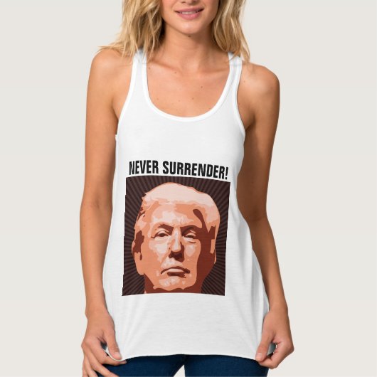 NOOIT OVERRENDER! DONALD TRUMP T-SHIRTS (Voorkant)