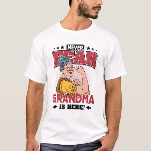 Nooit vrezen dat oma hier gelukkig is. t-shirt (Voorkant)