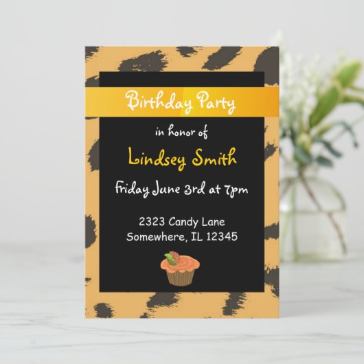 Noopard Fur Pattern Birthday Invitation Kaart (Staand voorkant)