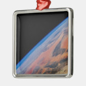 Noord-Afrika en de grote Libische woestijn. Metalen Ornament (Links)