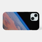 Noord-Afrika en de uitgestrekte Libische Woestijn. iPhone 15 Case (Achterkant horizontaal)