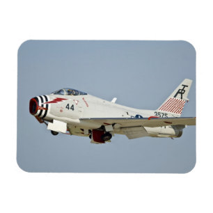 Noord-Amerikaanse Naval FJ2 Fury Jet Fighter in vl Magneet