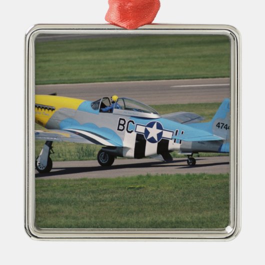 Noord-Amerikaanse P-51 D Dazzling Donna op de Metalen Ornament (Voorkant)