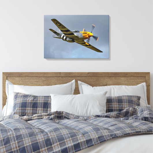 Noord-Amerikaanse P-51D Mustang 'Ferocious Frankie Canvas Afdruk (Insitu (Slaapkamer))
