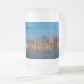 Noord-Chicago Cityscape Frosted Mok (Voorkant rechts)