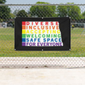 Noord-Dakota (wit) LGBTQ veilige ruimte Spandoek (Insitu)