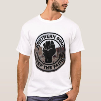 noord - zielschrome en zwart t-shirt
