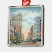 Noordelijk Uitzicht van de hoofdstraat Metalen Ornament (Links)