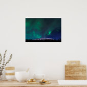 Noordelijke lichten over Mt Noulja Poster (Keuken)