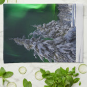 Noordelijke lichten tijdens de winter theedoek (Gevouwen)