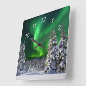 Noordelijke lichten tijdens de winter vierkante klok (Hoek)