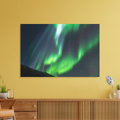 Noorderlicht gloeiend | Noord-IJsland Canvas Afdruk (Insitu (Woonkamer))