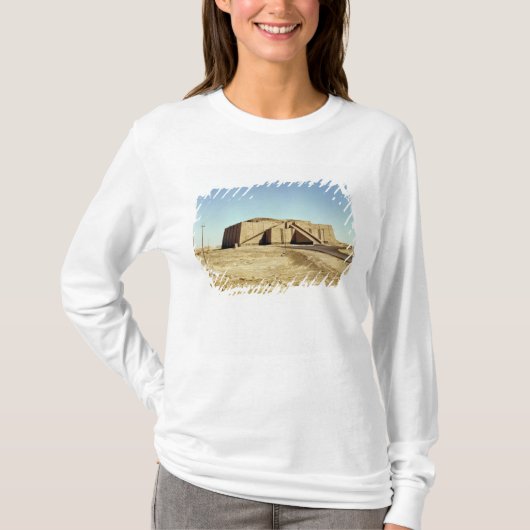 Noordoostelijke façade van de ziggurat, c.2100 BC T-shirt (Voorkant)