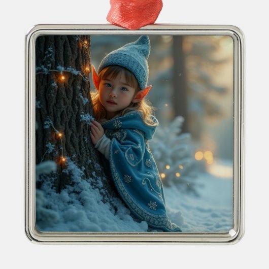 Noordpool Elf in de winter Metalen Ornament (Voorkant)
