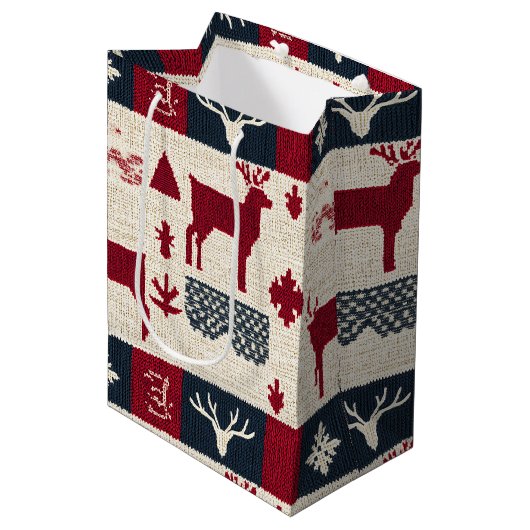 noordse kerstpatchwork | Gebreide rendieren (2) Medium Cadeauzakje (Voorkant Gekanteld)